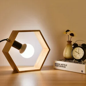 Woodlight - Lampe de Table Hexagonale en Bois pour une Ambiance Chaleureuse